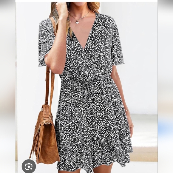 New wTags ECOWISH Midi Black Animal Print V-Neck Elastic Tie Waist S Flattering - Picture 10 of 10